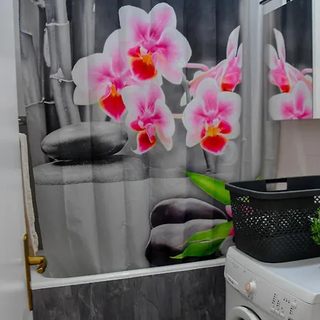 Neda Pula,near The Beach,free Parking And Wi-fi